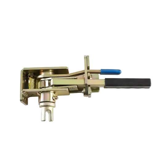 Safety Catch Latch by Pan Glory